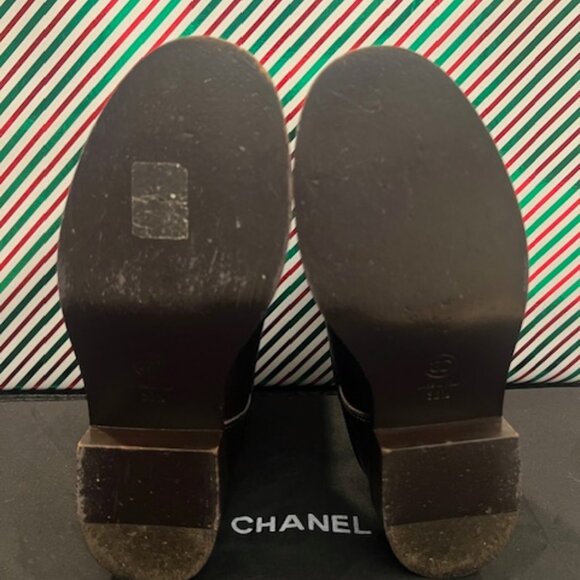 CHANEL Camellia Leather Mid-Calf Boots – Size 38.5 - Picture 16 of 16